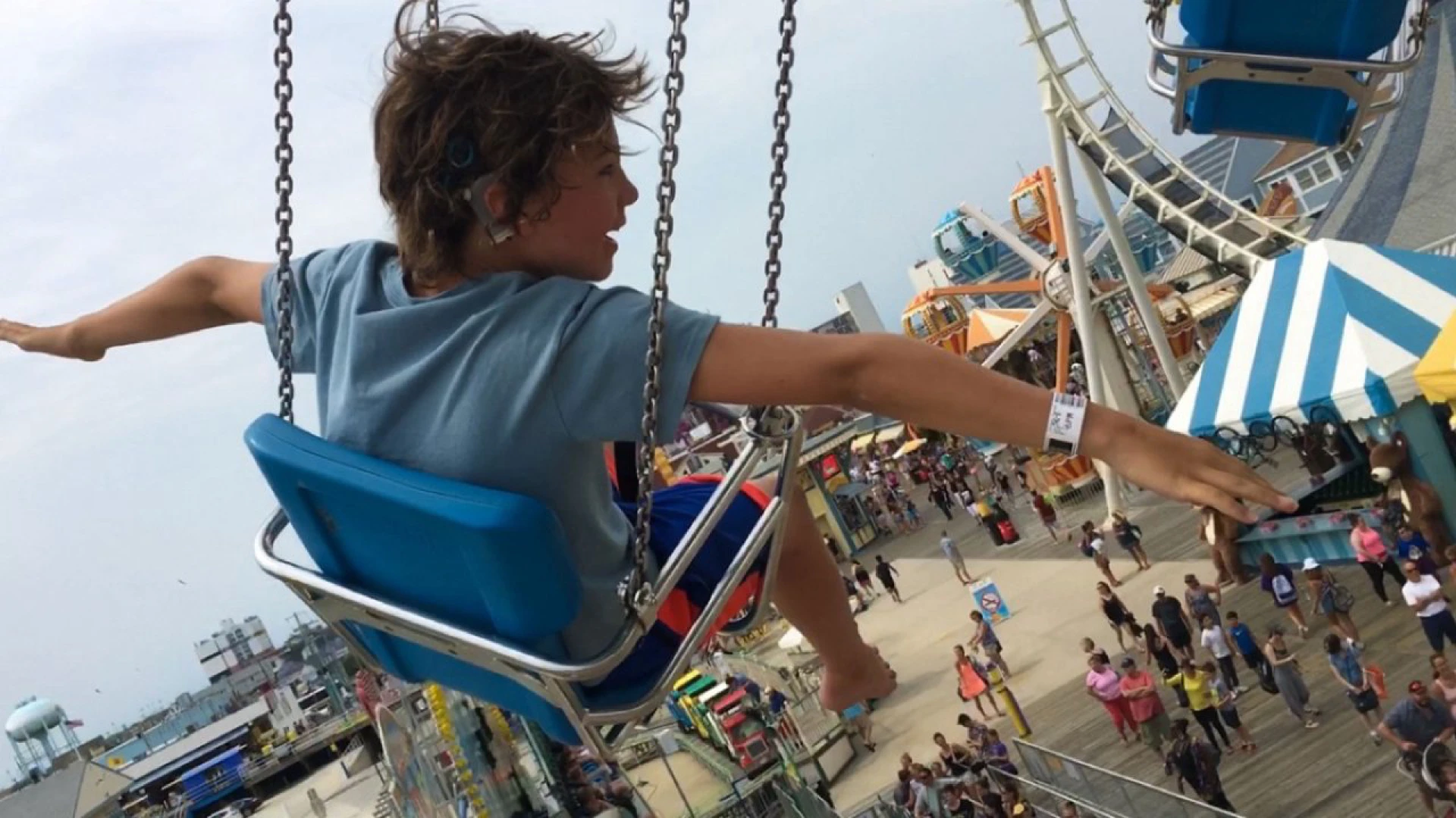 Bản Sonata Ánh Trăng: Ba Chương Về Chứng Điếc